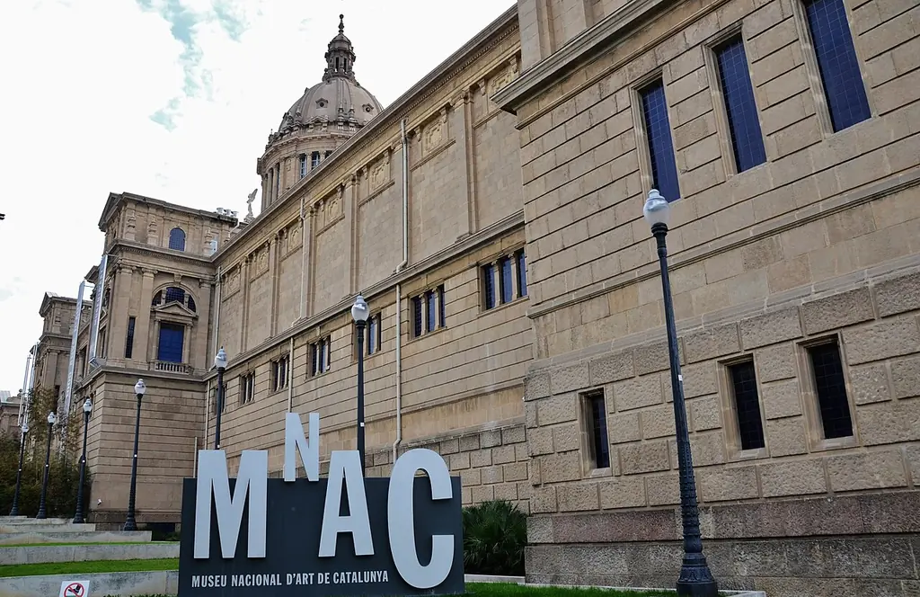 카탈루냐 국립미술관(Museu Nacional d'Art de Catalunya, MNAC)