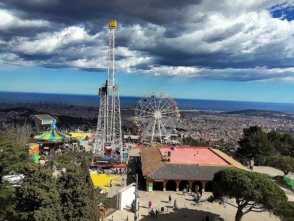 티비다보 놀이공원(Parc d'Atraccions Tibidabo)