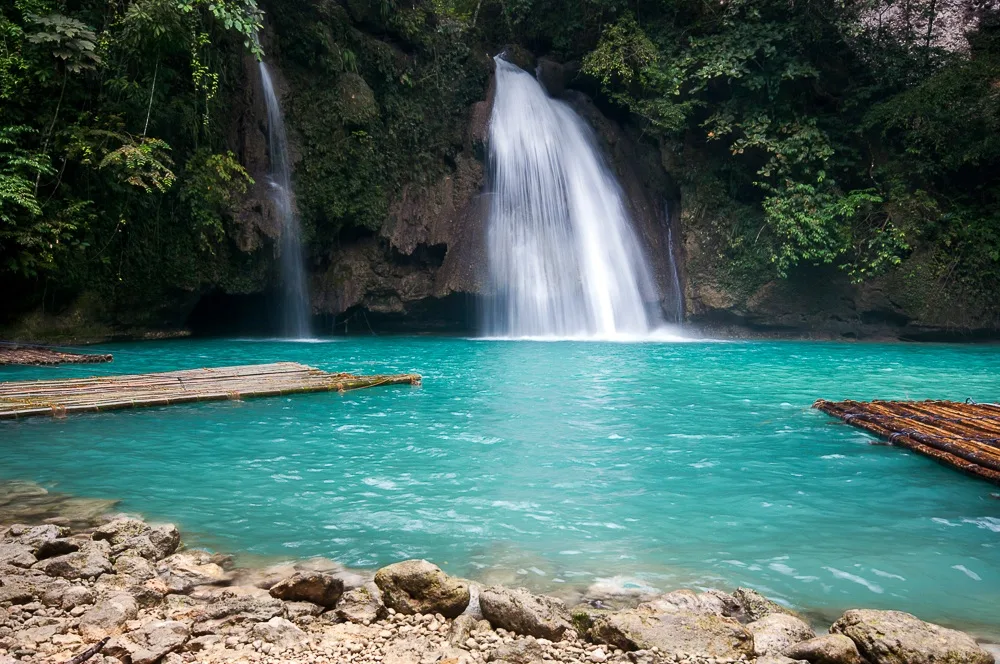카와산 폭포(Kawasan Falls)