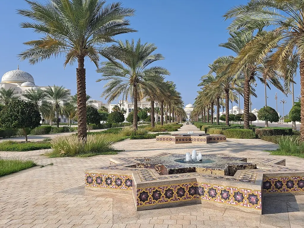 카스르 알 와탄 대통령궁(Qasr Al Watan)