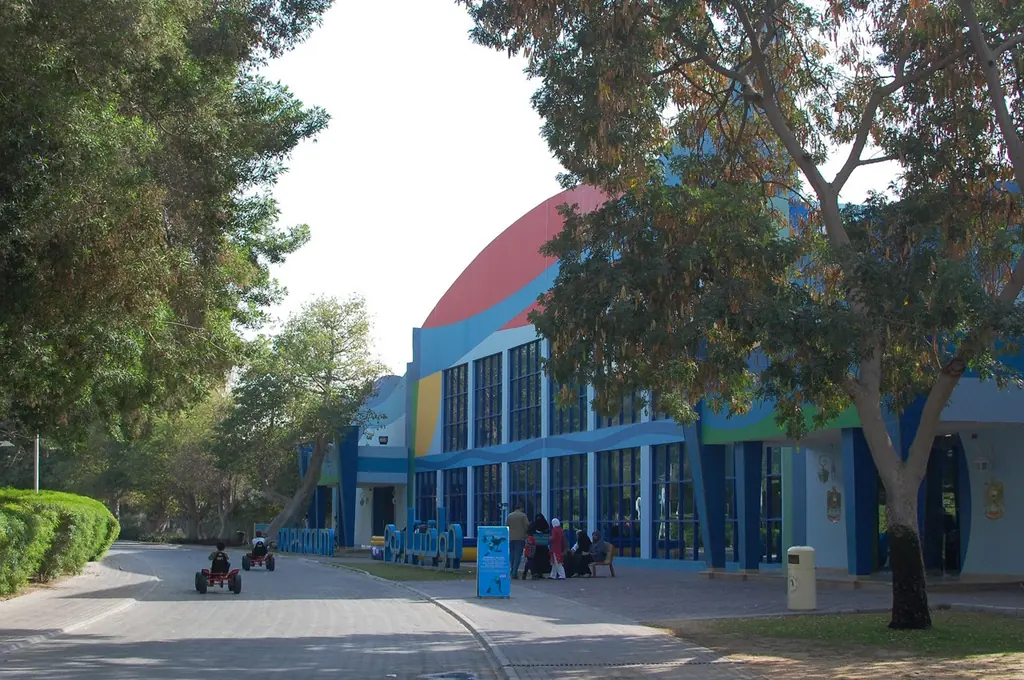 두바이 돌피나리움 돌고래·물개 쇼(Dubai Dolphinarium)