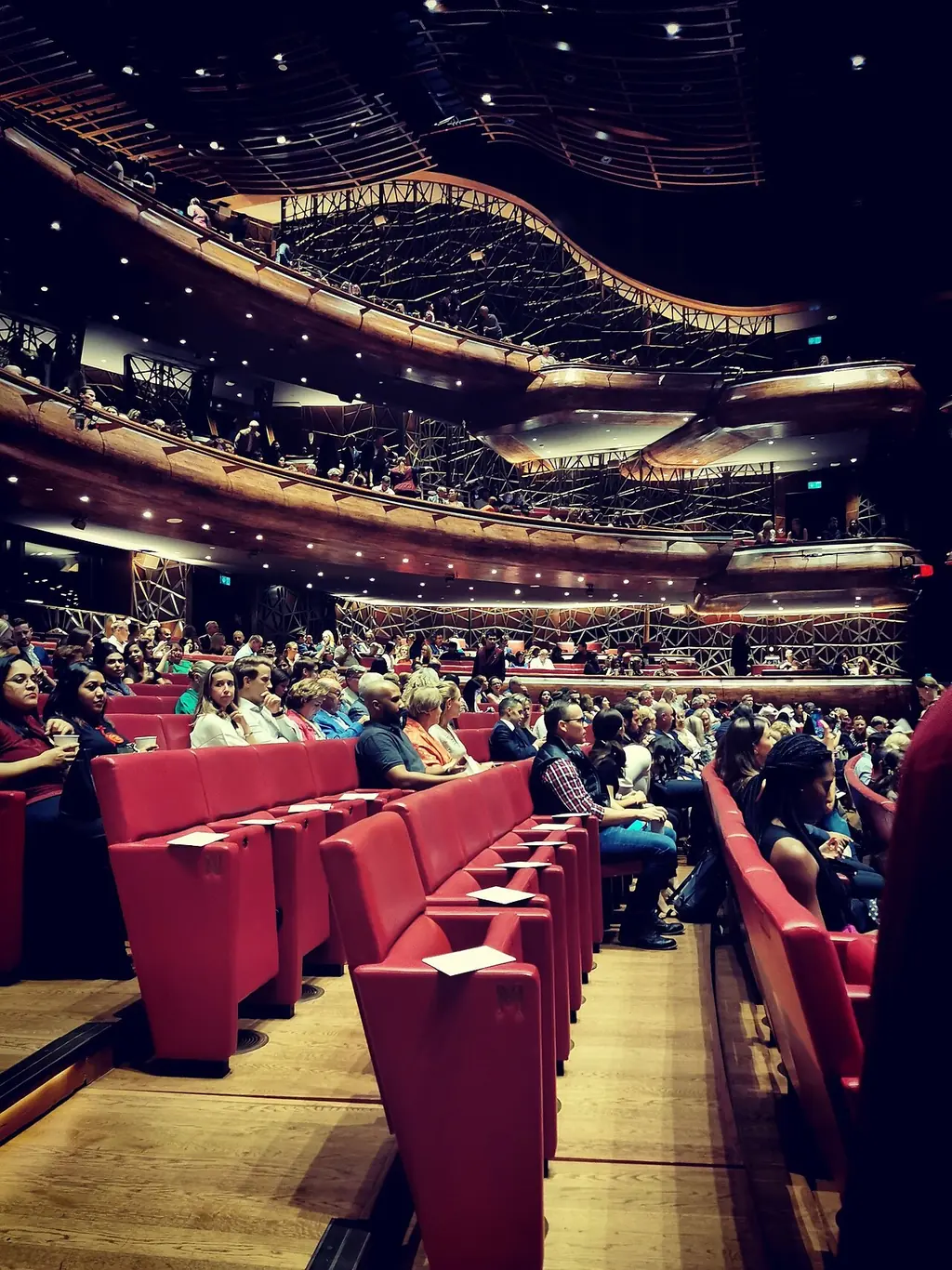 두바이 오페라 그랜드 투어(Dubai Opera Grand Tour)