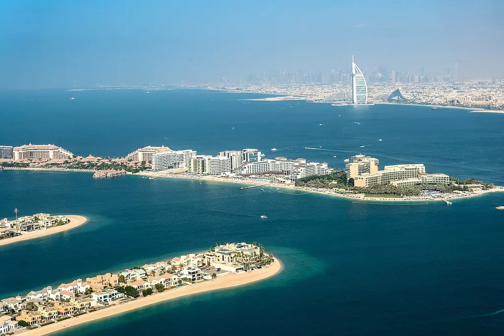 더 뷰 앳 더 팜(The View at The Palm)