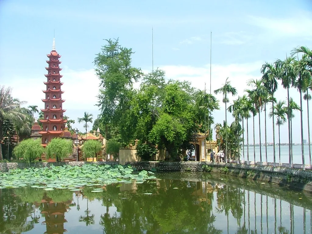 쩐꾸옥 사원(Chùa Trấn Quốc)
