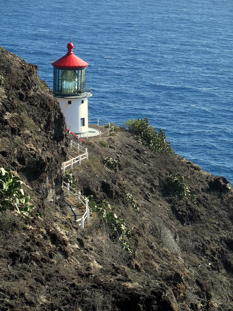 마카푸우 포인트 등대 트레일(Makapuʻu Point Lighthouse Trail)