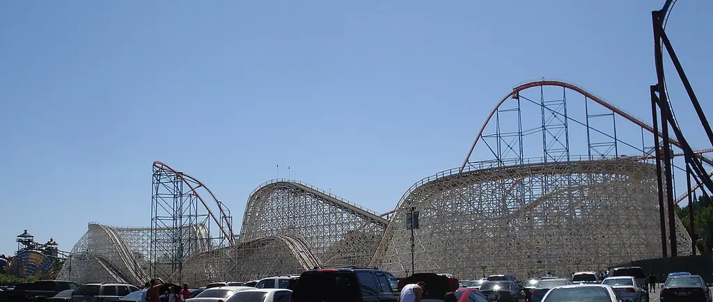 식스플래그 매직 마운틴(Six Flags Magic Mountain)