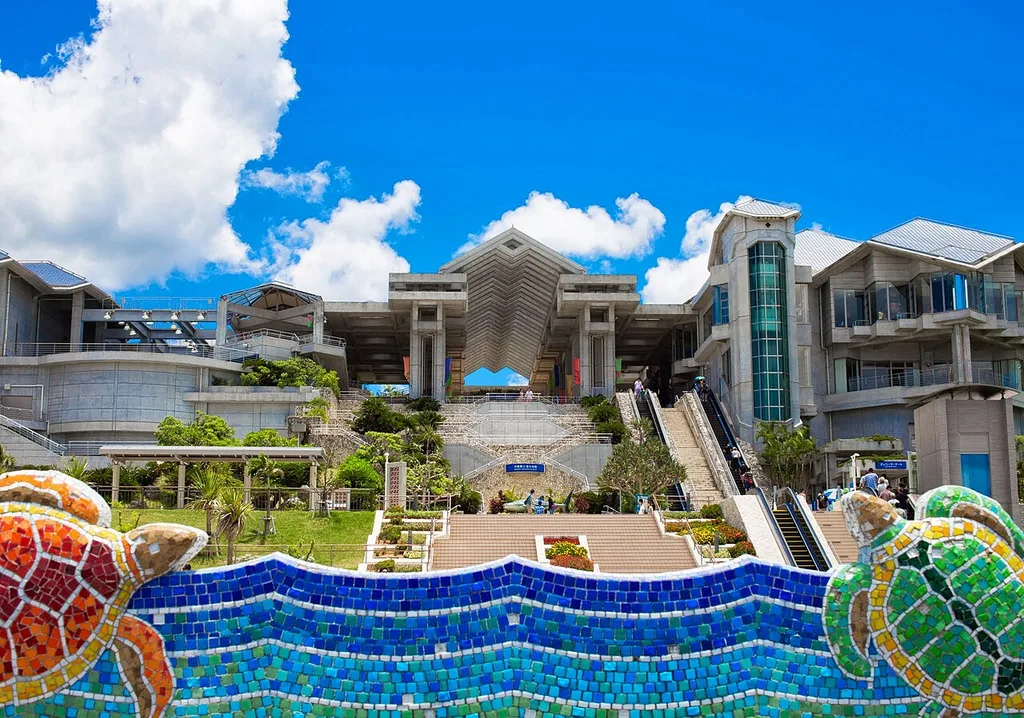 오키나와 추라우미 수족관(沖縄美ら海水族館)