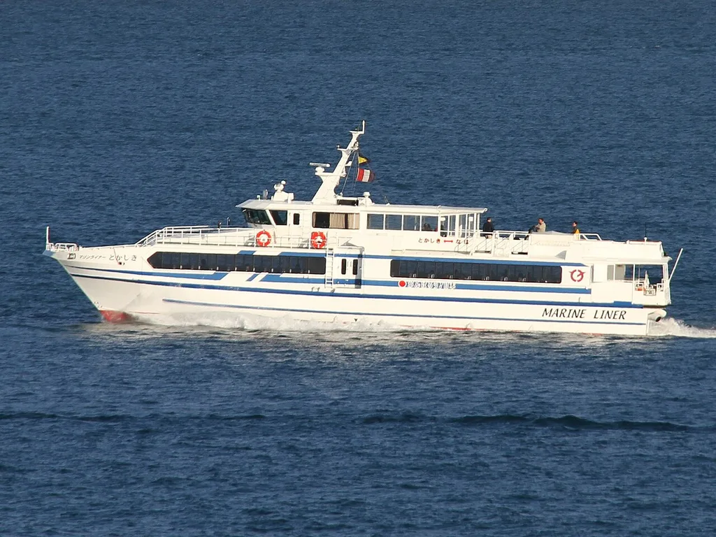 도카시키섬 고속선 왕복(マリンライナーとかしき · 那覇泊港⇔渡嘉敷港)