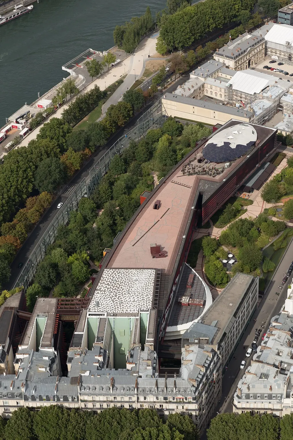 케 브랑리 자크 시라크 박물관(Musée du quai Branly – Jacques Chirac)