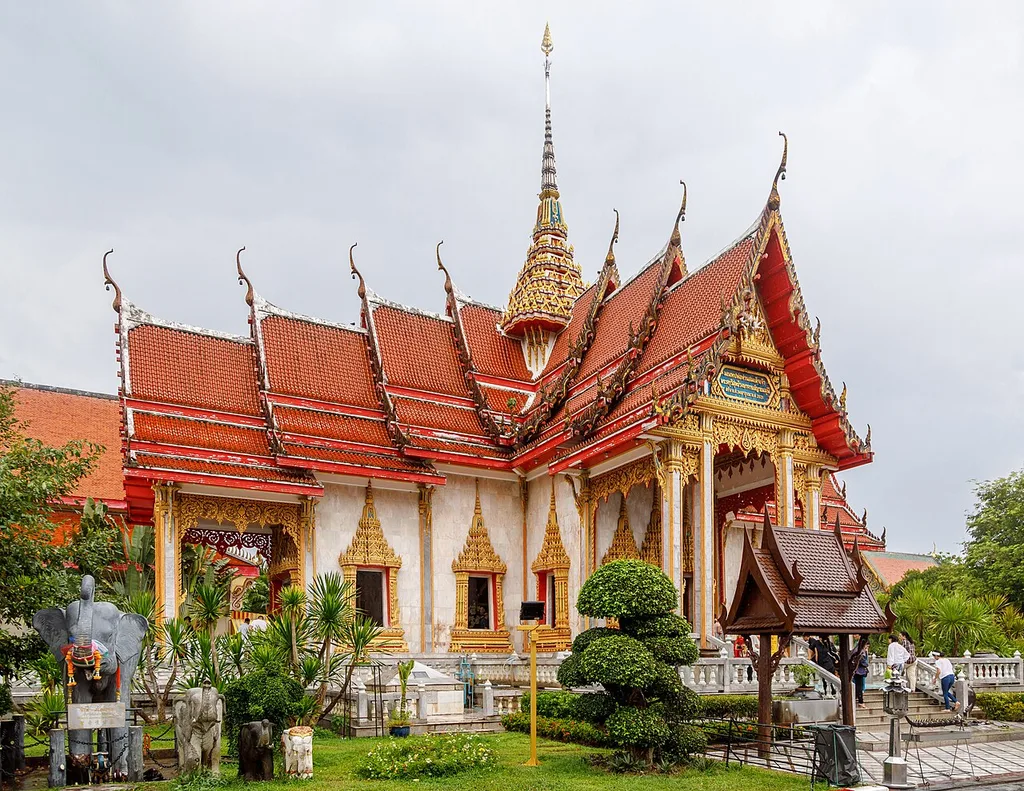 왓 찰롱(Wat Chalong / วัดไชยธาราราม)
