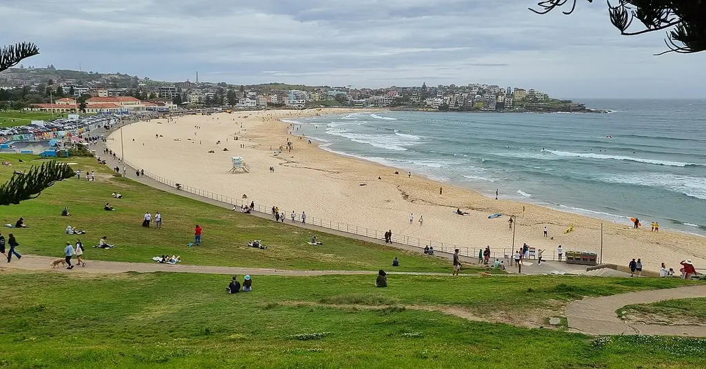 본다이 비치(Bondi Beach)