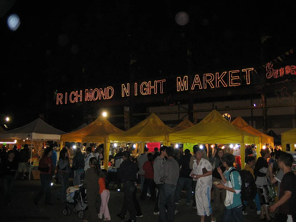 리치먼드 야시장(Richmond Night Market)